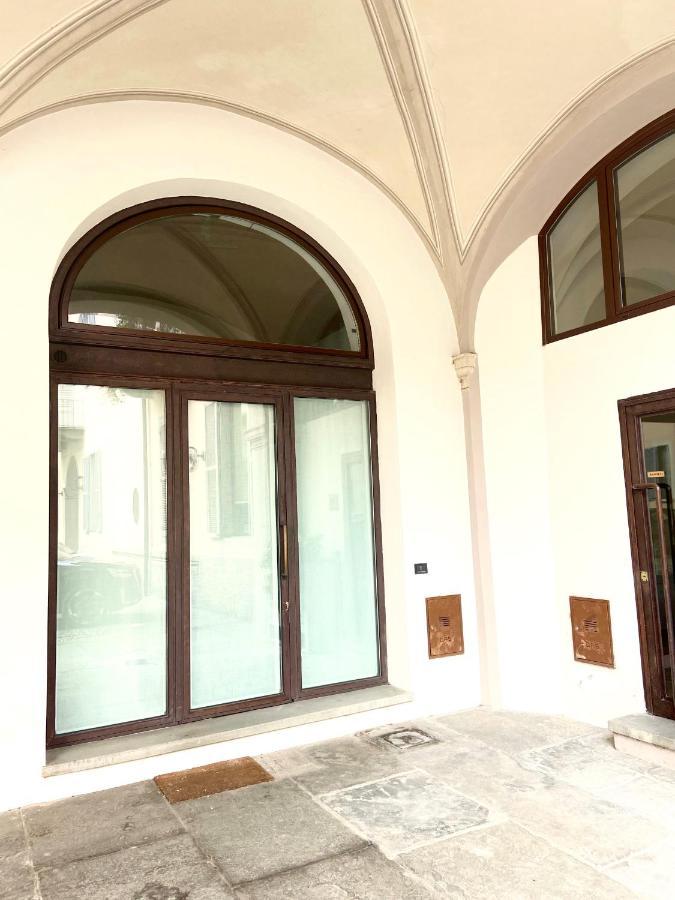 The Jungle Apartment Parma Exterior photo